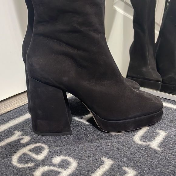 NWT SCHUTZ Colira suede black block heel platform boot Size: 9 - Picture 2 of 7